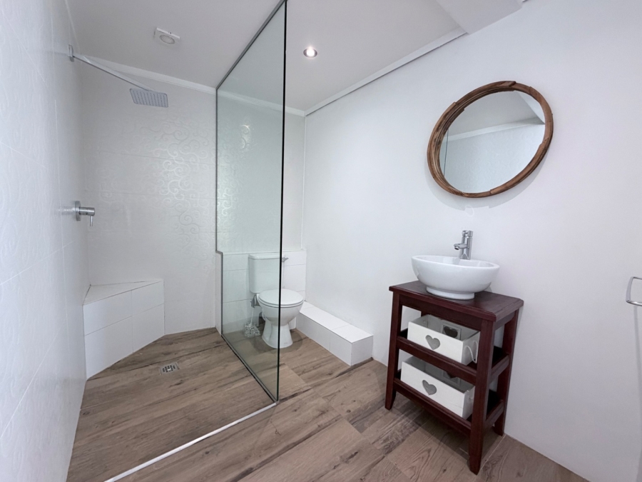 3 Bedroom Property for Sale in Bloubergstrand Western Cape